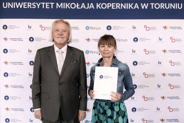 Kliknij, aby powiększyć zdjęcie.