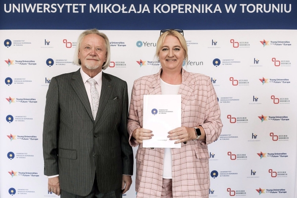 Kliknij, aby powiększyć zdjęcie.