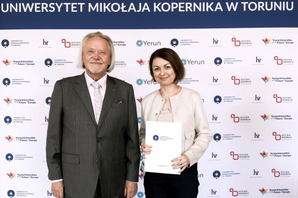 Kliknij, aby powiększyć zdjęcie.