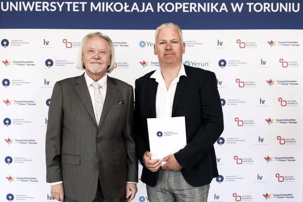 Kliknij, aby powiększyć zdjęcie.