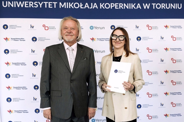 Kliknij, aby powiększyć zdjęcie.