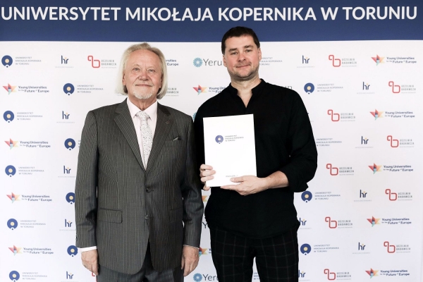 Kliknij, aby powiększyć zdjęcie.