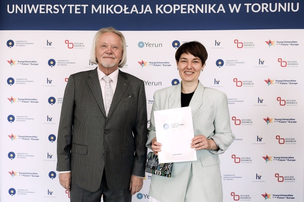 Kliknij, aby powiększyć zdjęcie.
