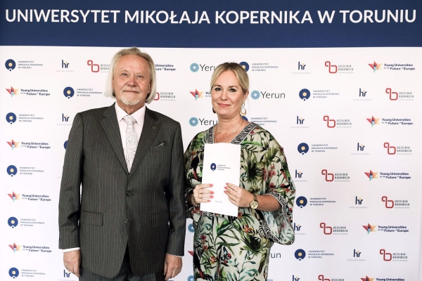 Kliknij, aby powiększyć zdjęcie.