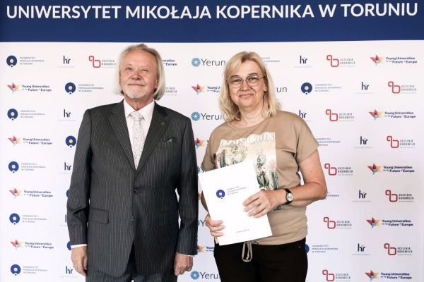 Kliknij, aby powiększyć zdjęcie.