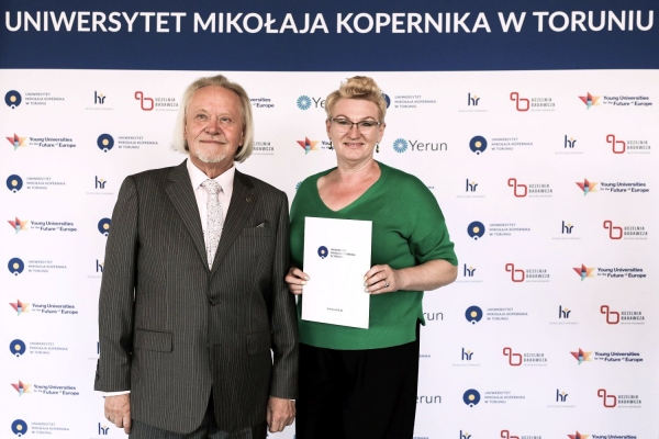 Kliknij, aby powiększyć zdjęcie.