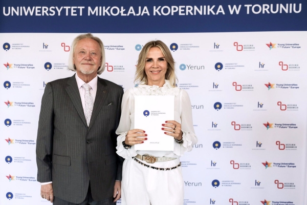 Kliknij, aby powiększyć zdjęcie.