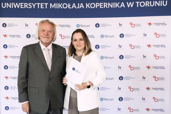 Kliknij, aby powiększyć zdjęcie.