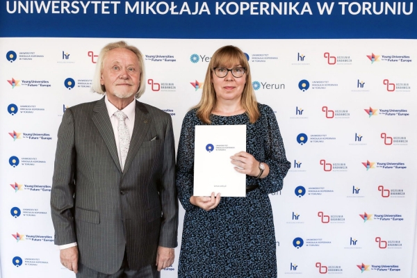 Kliknij, aby powiększyć zdjęcie.