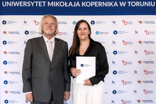 Kliknij, aby powiększyć zdjęcie.