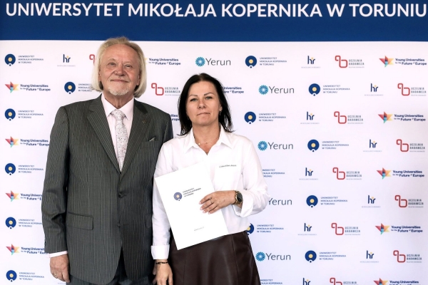 Kliknij, aby powiększyć zdjęcie.