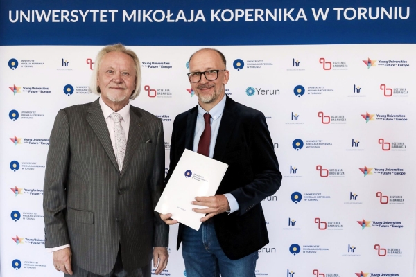 Kliknij, aby powiększyć zdjęcie.
