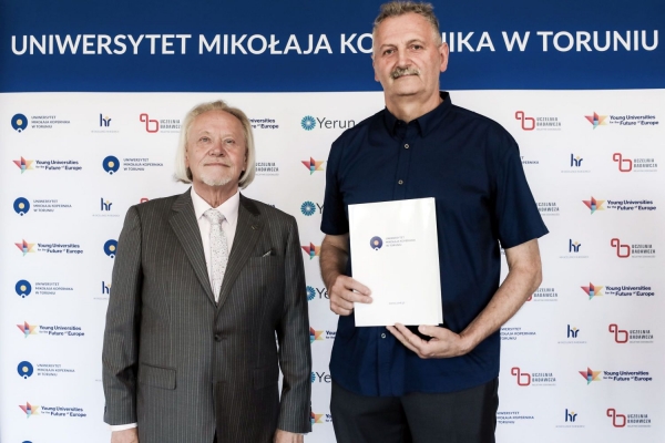Kliknij, aby powiększyć zdjęcie.