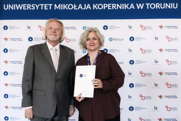 Kliknij, aby powiększyć zdjęcie.