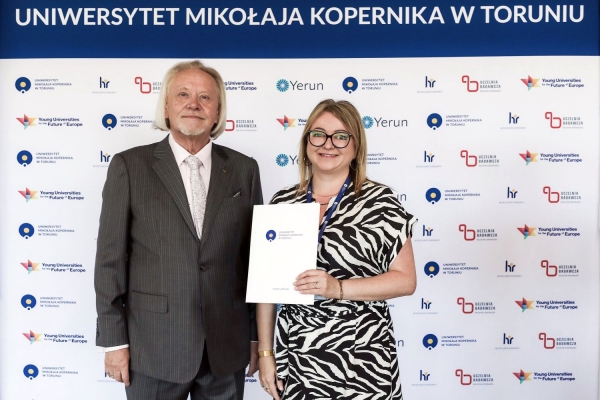 Kliknij, aby powiększyć zdjęcie.
