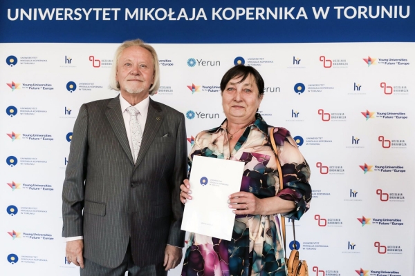 Kliknij, aby powiększyć zdjęcie.
