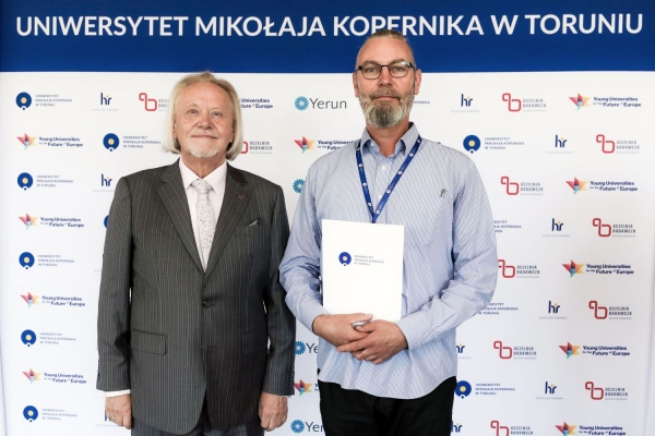 Kliknij, aby powiększyć zdjęcie.
