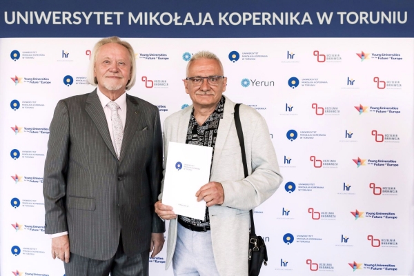 Kliknij, aby powiększyć zdjęcie.