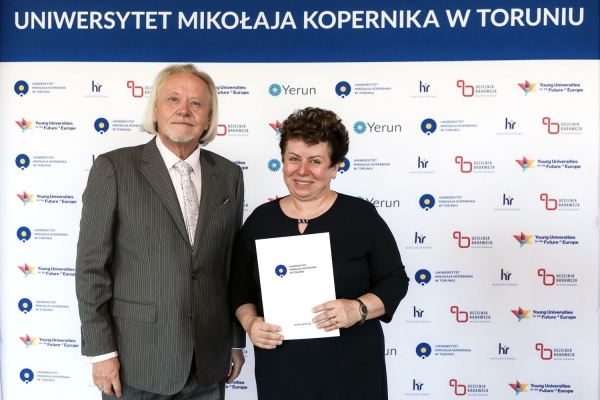 Kliknij, aby powiększyć zdjęcie.