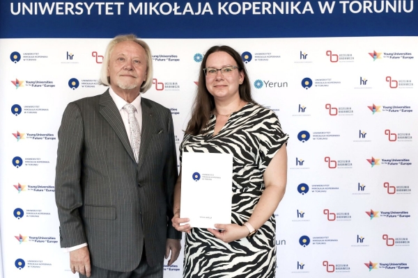 Kliknij, aby powiększyć zdjęcie.