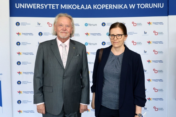 Kliknij, aby powiększyć zdjęcie.