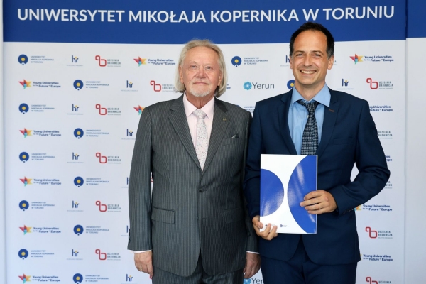 Kliknij, aby powiększyć zdjęcie.