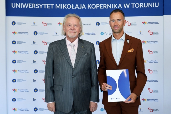 Kliknij, aby powiększyć zdjęcie.