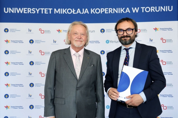 Kliknij, aby powiększyć zdjęcie.