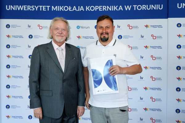 Kliknij, aby powiększyć zdjęcie.