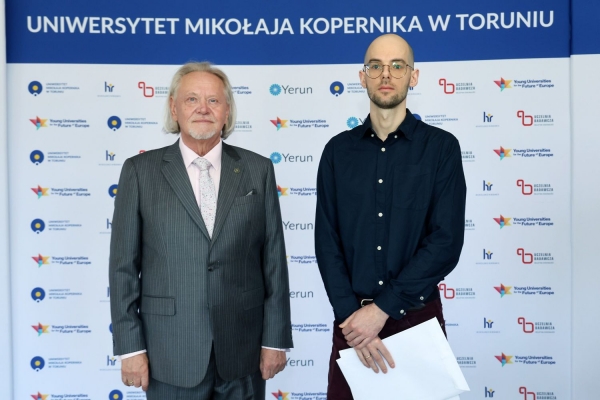 Kliknij, aby powiększyć zdjęcie.