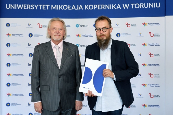 Kliknij, aby powiększyć zdjęcie.