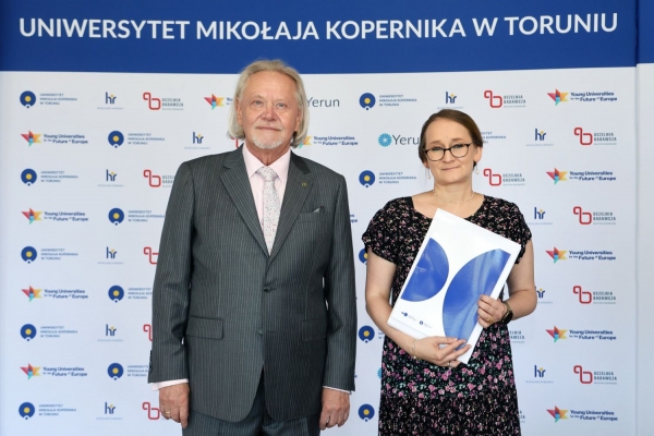 Kliknij, aby powiększyć zdjęcie.