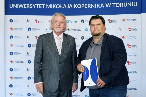 Kliknij, aby powiększyć zdjęcie.