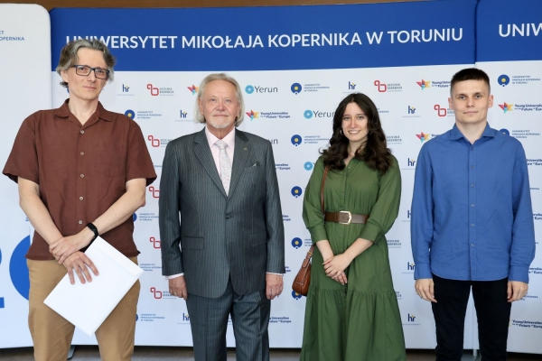 Kliknij, aby powiększyć zdjęcie.