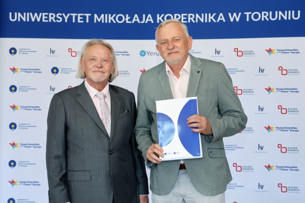 Kliknij, aby powiększyć zdjęcie.