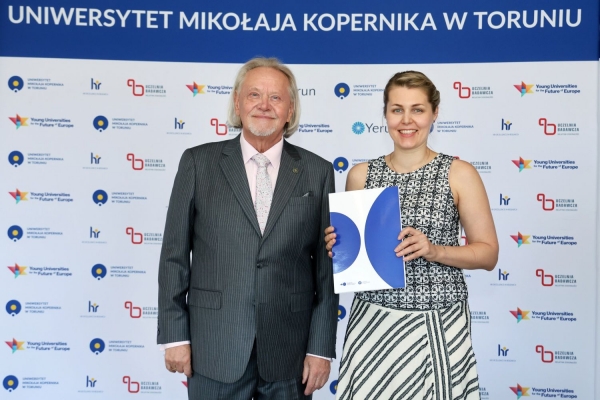 Kliknij, aby powiększyć zdjęcie.