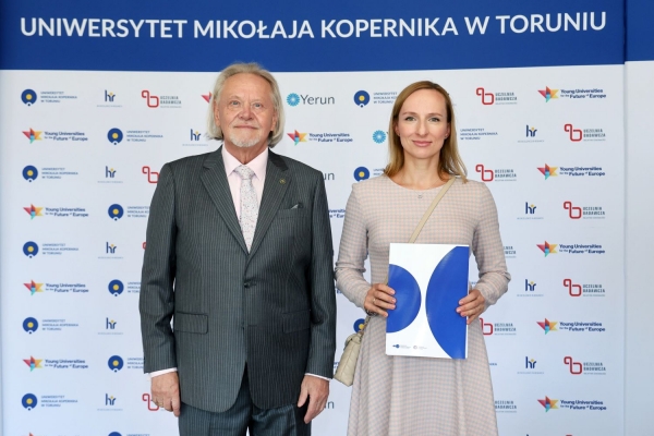 Kliknij, aby powiększyć zdjęcie.