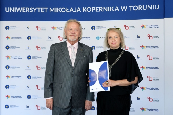 Kliknij, aby powiększyć zdjęcie.