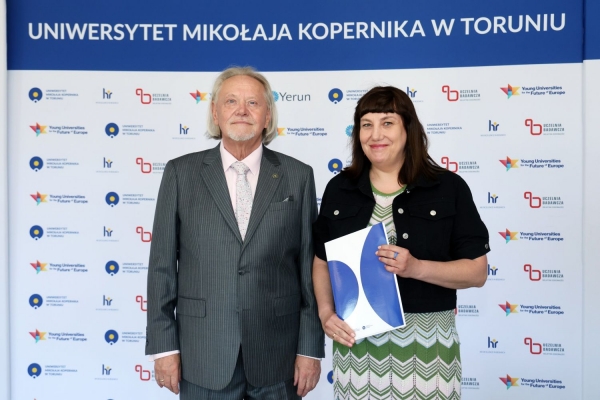 Kliknij, aby powiększyć zdjęcie.