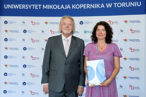Kliknij, aby powiększyć zdjęcie.
