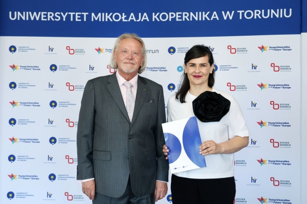 Kliknij, aby powiększyć zdjęcie.