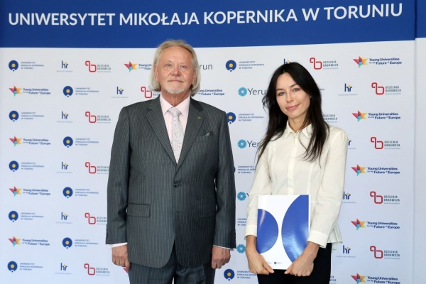Kliknij, aby powiększyć zdjęcie.