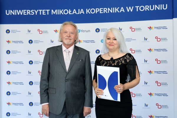 Kliknij, aby powiększyć zdjęcie.