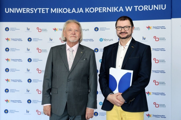 Kliknij, aby powiększyć zdjęcie.