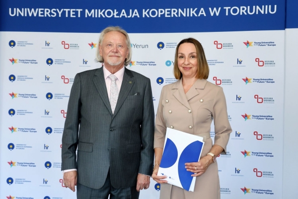 Kliknij, aby powiększyć zdjęcie.