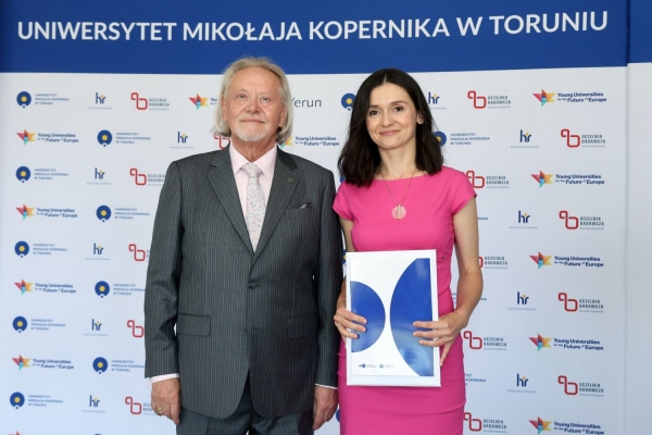Kliknij, aby powiększyć zdjęcie.
