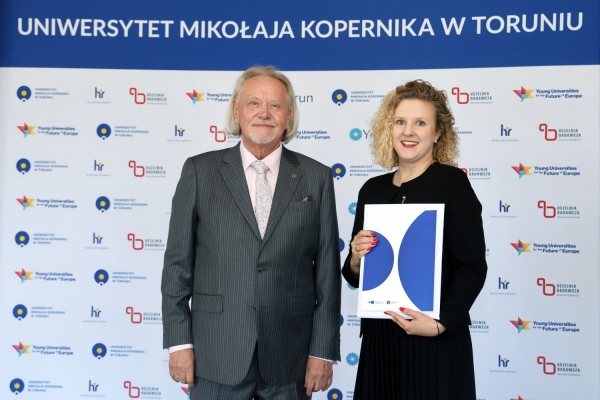 Kliknij, aby powiększyć zdjęcie.