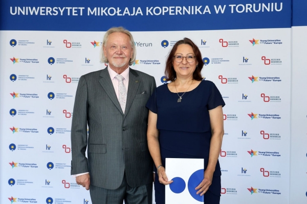 Kliknij, aby powiększyć zdjęcie.