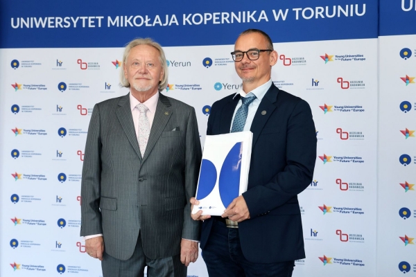 Kliknij, aby powiększyć zdjęcie.