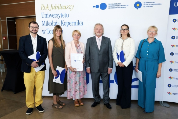 Kliknij, aby powiększyć zdjęcie.